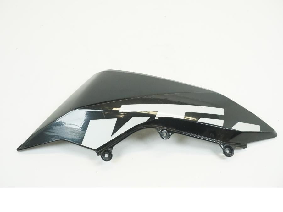 Framsidan på Bensintankskåpa från en KTM 690 SMCR -2016 motorcykel.