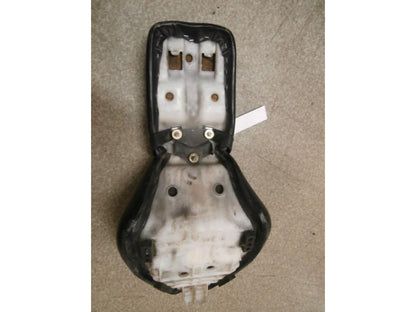 Snett uppifrån på Sadel från en Honda VT 600 C -1994 motorcykel.