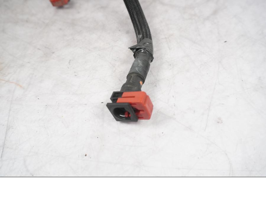 Höger sida på Bensinledning från en Kawasaki ZX-10R -2008 motorcykel.