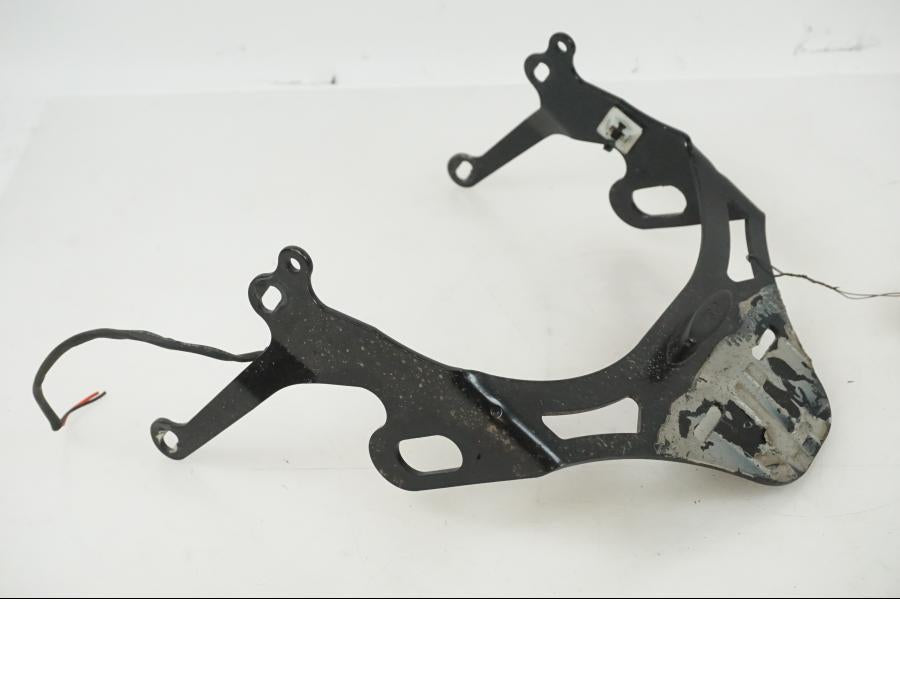 Framsidan på Skylthållare från en Honda CBR 1000 -2005 motorcykel.