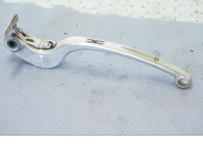 Vänster sida på Bromsgrepp från en Suzuki GSX 1300 BK -2008 motorcykel.