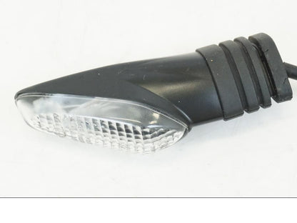 Baksidan på Blinkers LED från en Ducati Streetfighter V4 -2020 motorcykel.