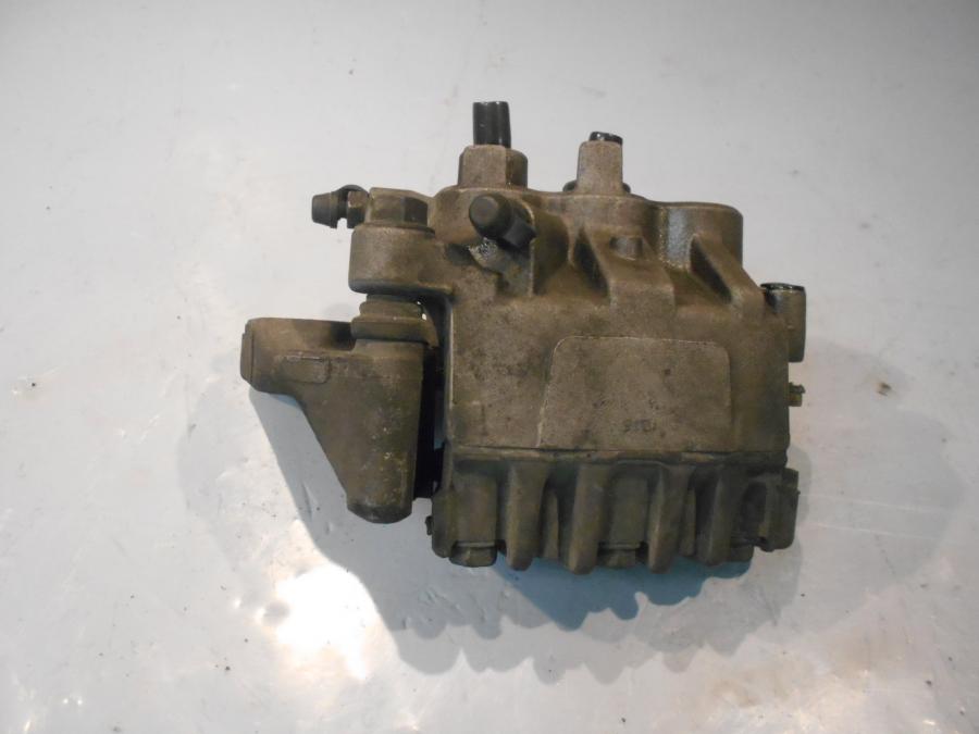 Baksidan på Bromsok från en Honda GL 1800 -2001 motorcykel.