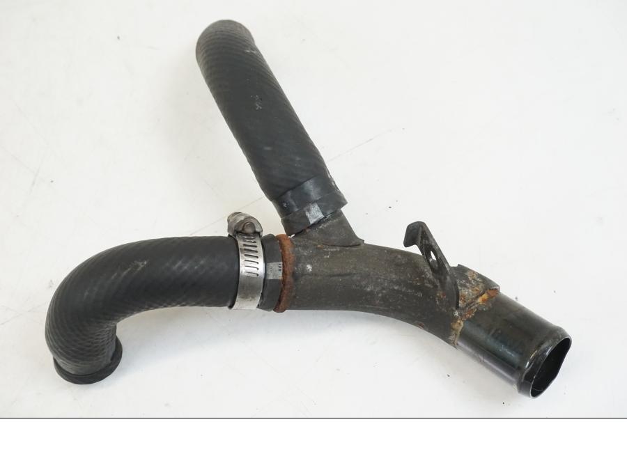 Extrabild5 på Vattenkyl Slang Set från en Kawasaki VN 800 -2000 motorcykel.