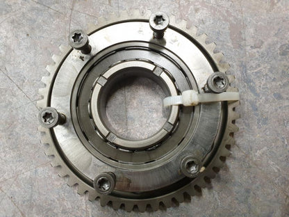 Framsidan på Startkoppling från en Honda CBR 900 RR -2002 motorcykel.