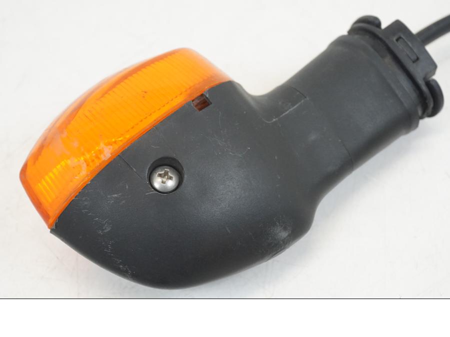 Vänster sida på Blinkers från en Yamaha XT 1200 A -2010 motorcykel.