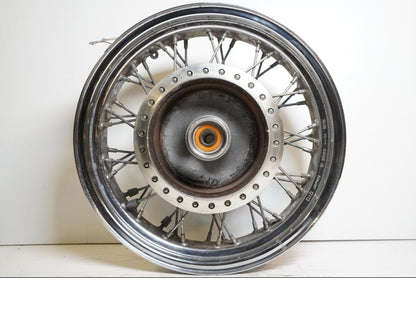 Extrabild1 på Fälg från en Honda VT 600 C -1996 motorcykel.