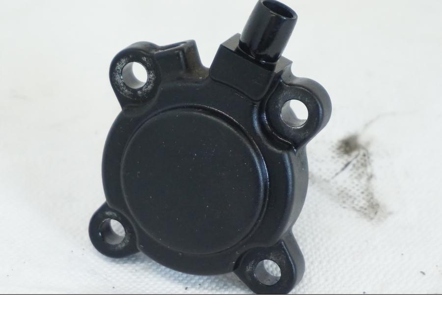 Framsidan på Kopplingslavcylinder från en BMW K 1600 -2015 motorcykel.