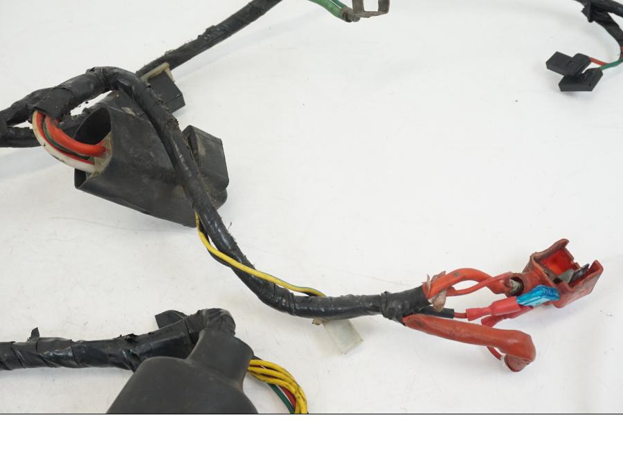 Snett uppifrån på Kabelstam från en Honda NSR 125 -1991 motorcykel.