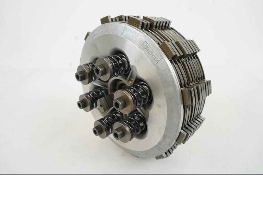 Vänster sida på Lameller från en BMW F 800 GS -2009 motorcykel.