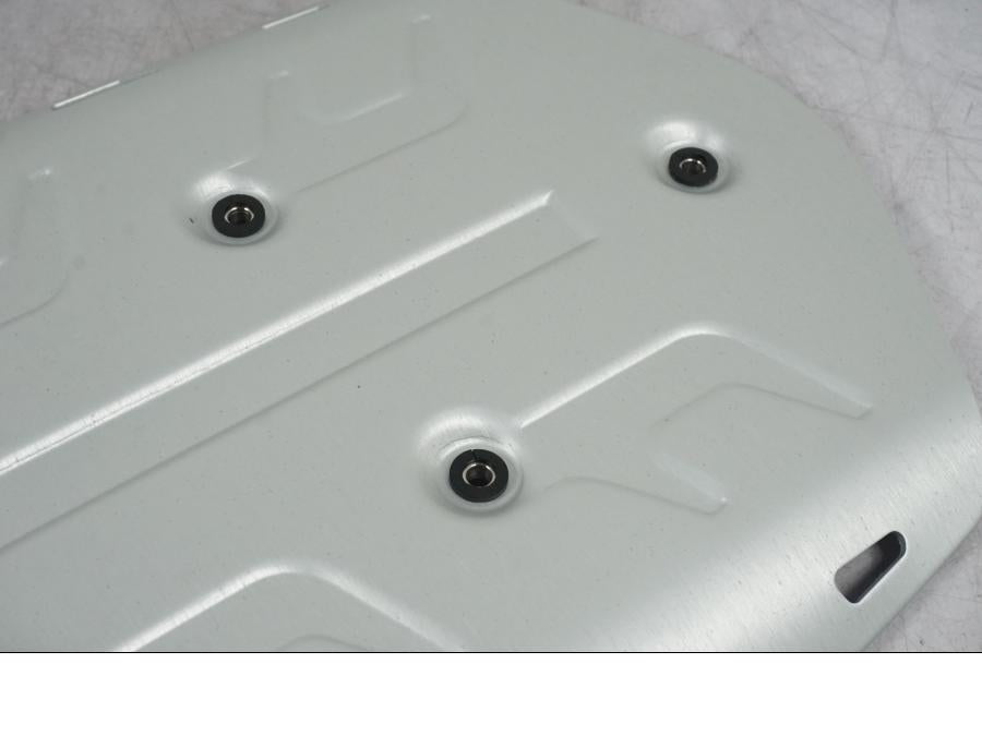 Snett uppifrån på Hasplåt från en BMW R 1250 GSA -2022 motorcykel.