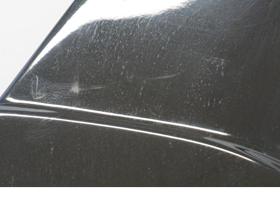 Vänster sida på Sidkåpa från en Honda CBR 1100 XX -1998 motorcykel.