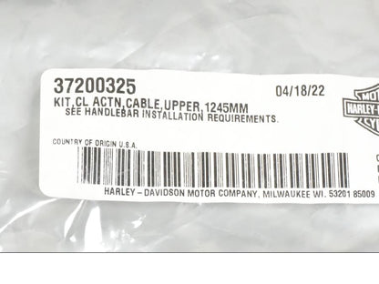 Vänster sida på Vajer från en H-D Softail -2018 motorcykel.