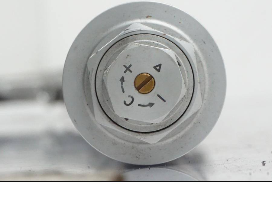 Snett nerifrån på Gaffelben från en MV Agusta Dragster -2014 motorcykel.