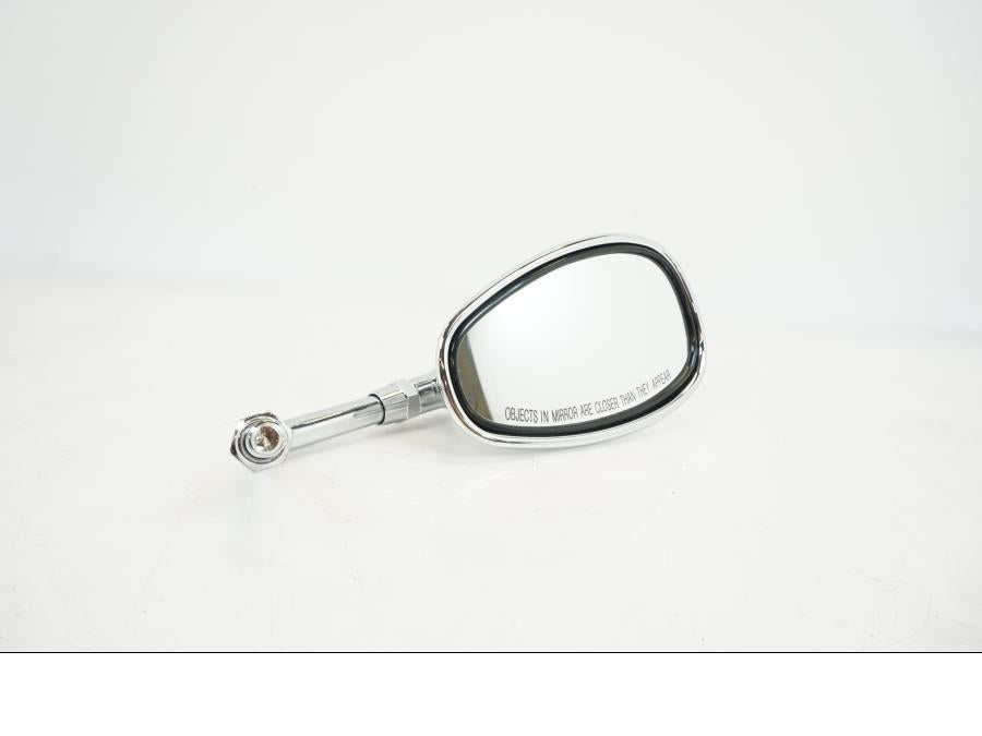 Baksidan på Backspegel från en Victory Magnum X-1 -2015 motorcykel.