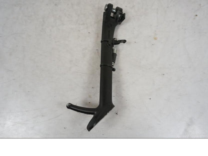 Framsidan på Sidostöd från en Triumph Bonneville T120 -2021 motorcykel.