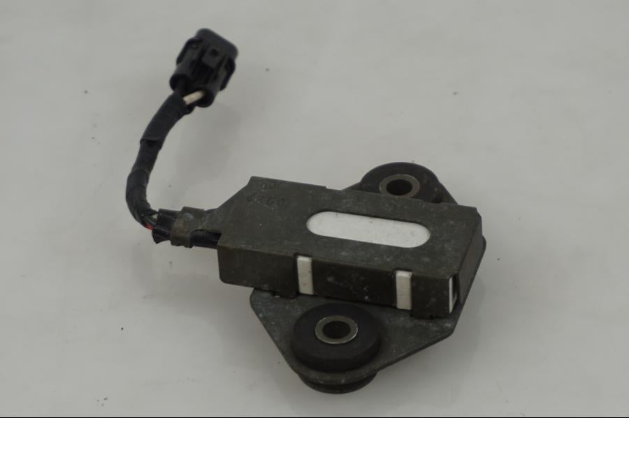 Baksidan på Motstånd från en Suzuki GSX-R 600 -2001 motorcykel.