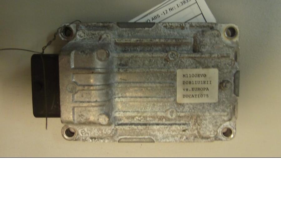 Framsidan på CDI / ECU från en Ducati Monster 1100 EVO ABS -2012 motorcykel.