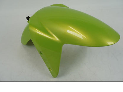 Framsidan på Framskärm från en Triumph Speed Triple -2008 motorcykel.