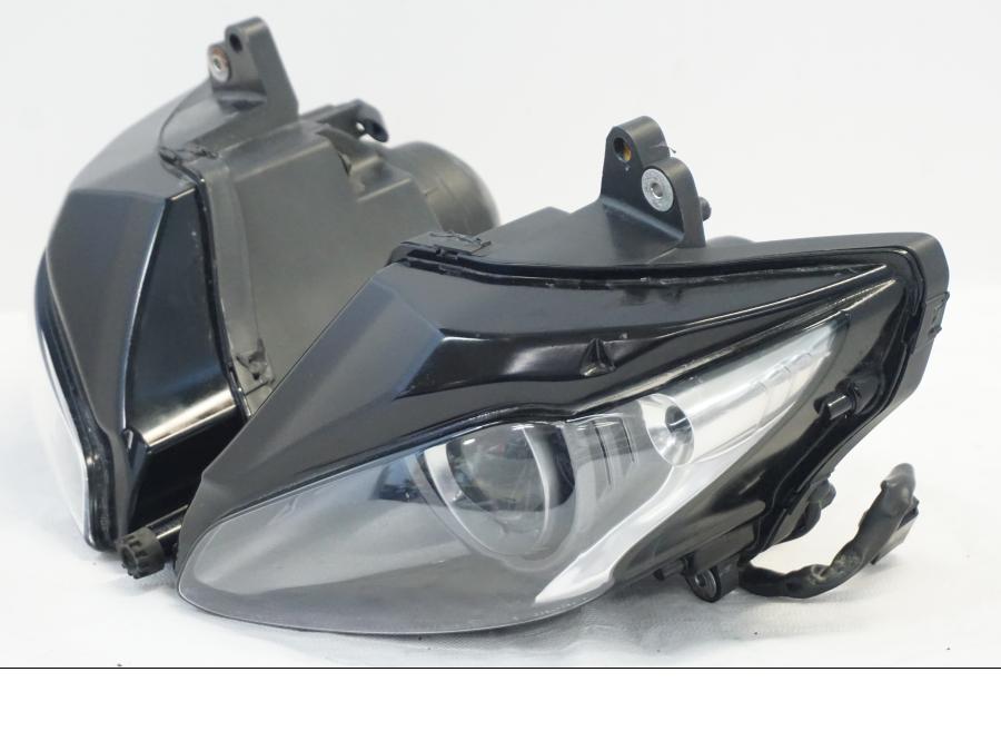 Höger sida på Strålkastare från en Triumph Daytona 675 -2010 motorcykel.