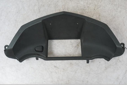 Baksidan på Instrumentpanelkåpa från en BMW K 1600 GTL -2015 motorcykel.