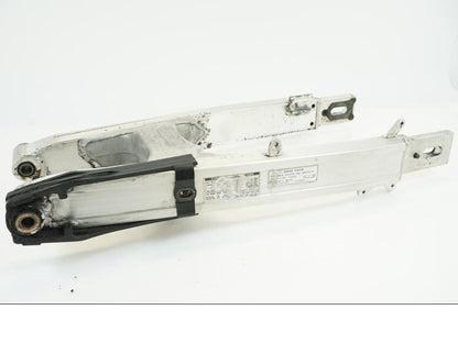 Framsidan på Sving från en Honda XRV 750 -2001 motorcykel.