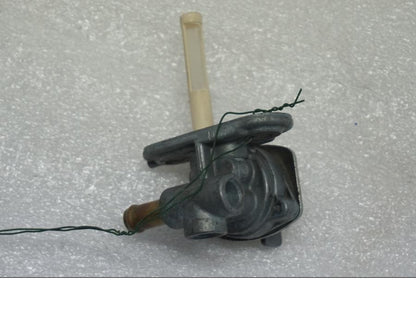 Höger sida på Bensinkran från en Yamaha YZF 1000 R1 -2001 motorcykel.