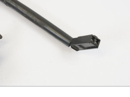 Snett nerifrån på Sidostödsbrytare från en Yamaha MT-07 -2018 motorcykel.