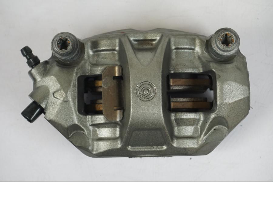 Snett uppifrån på Bromsok från en KTM 1290 Super Duke R -2018 motorcykel.