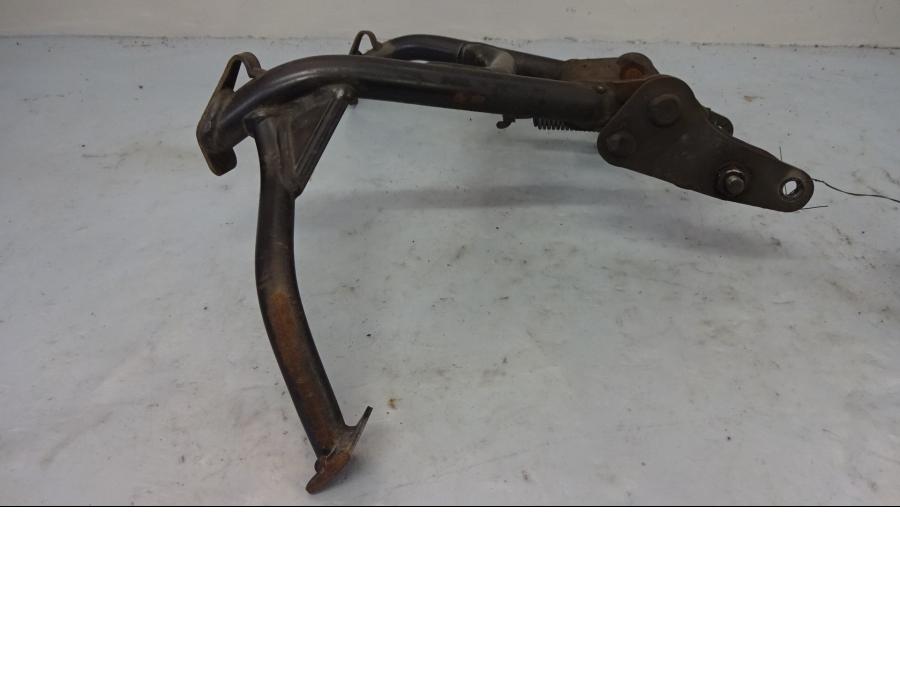 Vänster sida på Centralstöd från en Ducati ST2 -2001 motorcykel.