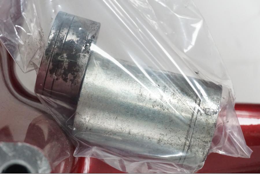 Vänster sida på Fälg från en H-D Softail FXCW Rocker -2008 motorcykel.