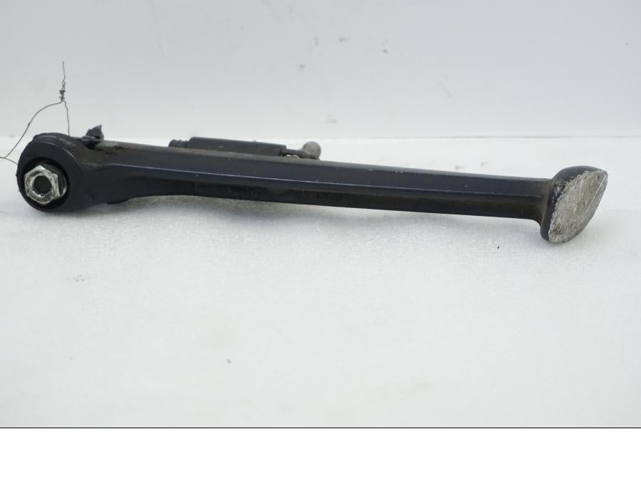 Framsidan på Sidostöd från en Aprilia RSV 1000 -2010 motorcykel.