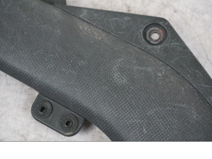 Höger sida på Värmeskydd från en Kawasaki ZX-6R -2006 motorcykel.