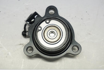 Baksidan på Kopplingslavcylinder från en BMW R 1250 GS -2019 motorcykel.