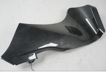 Framsidan på Instrumentpanelkåpa från en Kawasaki ZX-6R -2005 motorcykel.