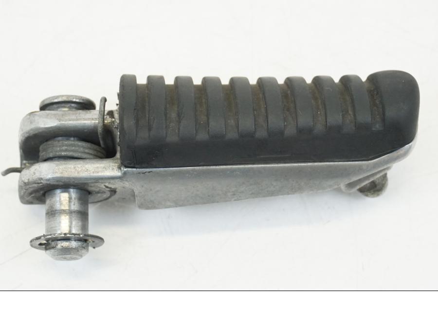 Framsidan på Fotpinne från en Kawasaki ZX-12R -2000 motorcykel.