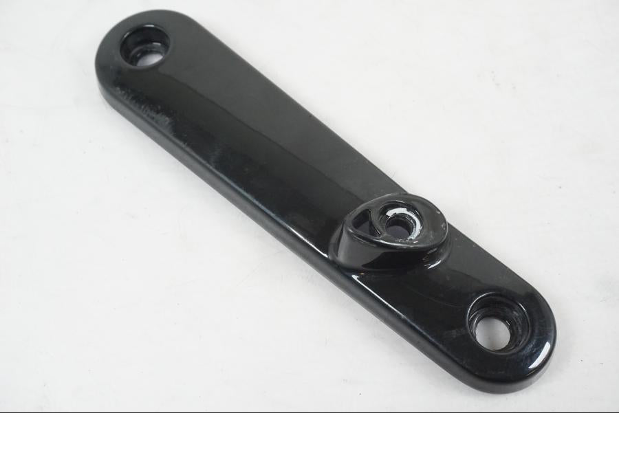 Framsidan på Blinkersfäste från en H-D Street Glide FLHX -2012 motorcykel.