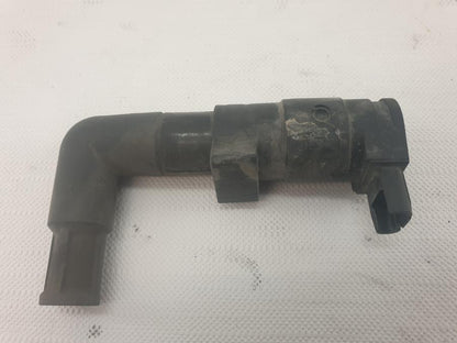 Framsidan på Tändspole från en BMW R 1200 GS -2006 motorcykel.