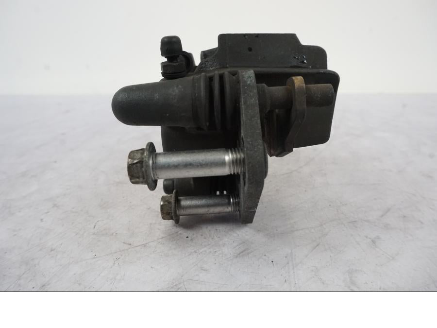 Snett uppifrån på Bromsok från en Kawasaki ER-6N -2008 motorcykel.