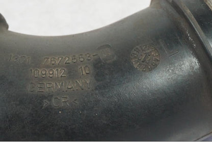 Vänster sida på Luftrör från en BMW R 1200 GS -2005 motorcykel.