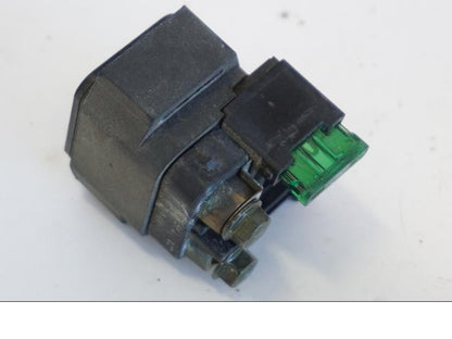 Baksidan på Startrelä från en Yamaha YZF 1000 R -1997 motorcykel.