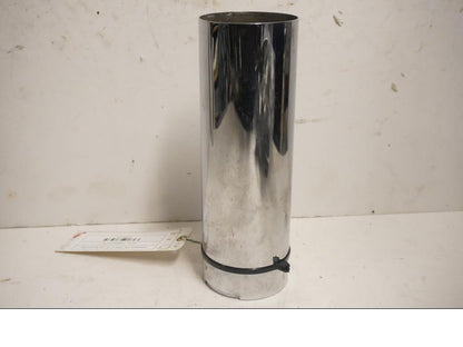 Baksidan på Gaffeldekorrör från en Kawasaki VN 1500 Classic Tourer -2001 motorcykel.