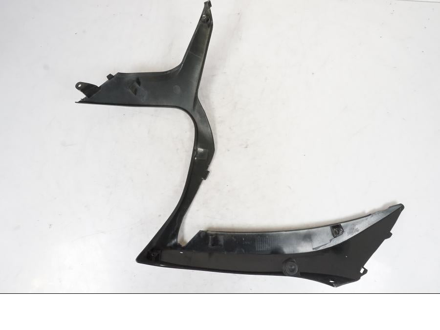 Snett uppifrån på Sidkåpa från en Suzuki GSX-R 750 -2007 motorcykel.