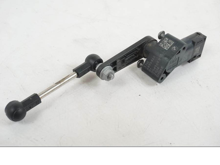 Höger sida på Nivåsensor från en BMW R 1250 GS -2021 motorcykel.