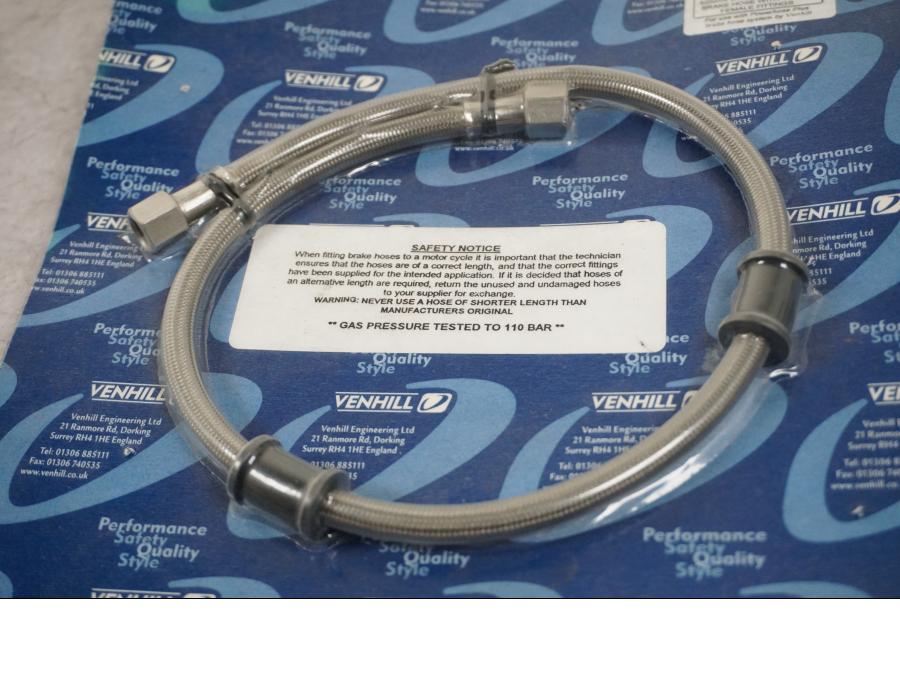 Baksidan på Bromsslang från en Universal Universal -2010 motorcykel.