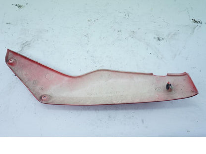 Baksidan på Bakvinge från en Ducati 750 SS -1995 motorcykel.