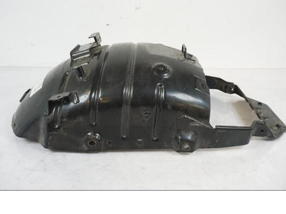 Extrabild1 på Undertail från en Suzuki VZR 1800 -2009 motorcykel.