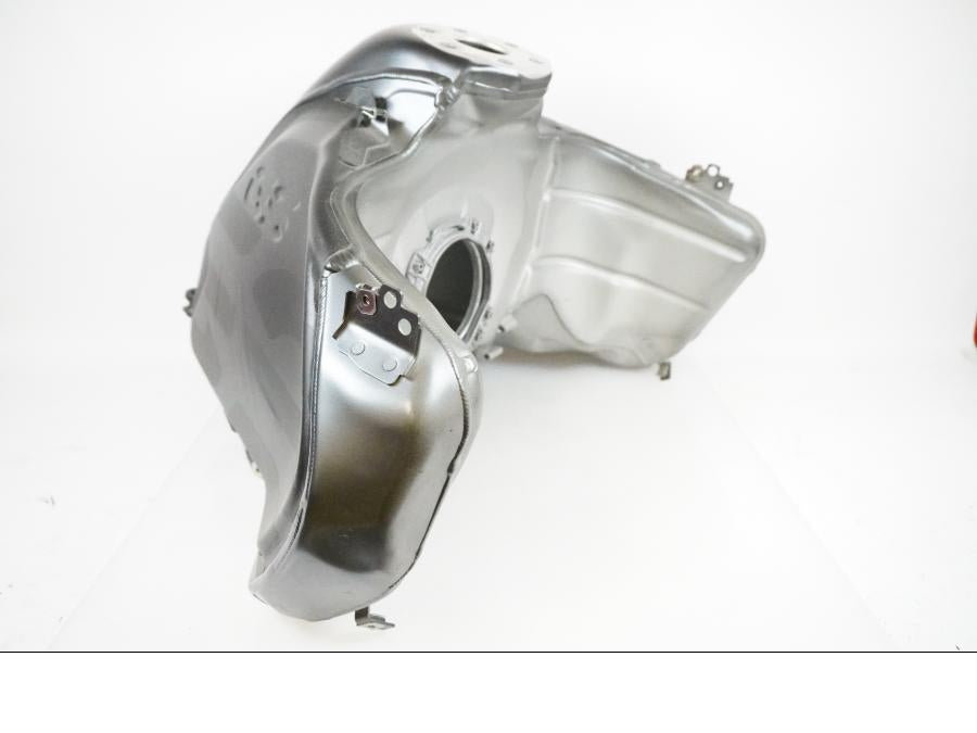 Höger sida på Bensintank från en BMW R 1250 GSA -2021 motorcykel.