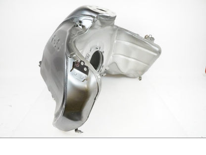 Höger sida på Bensintank från en BMW R 1250 GSA -2021 motorcykel.