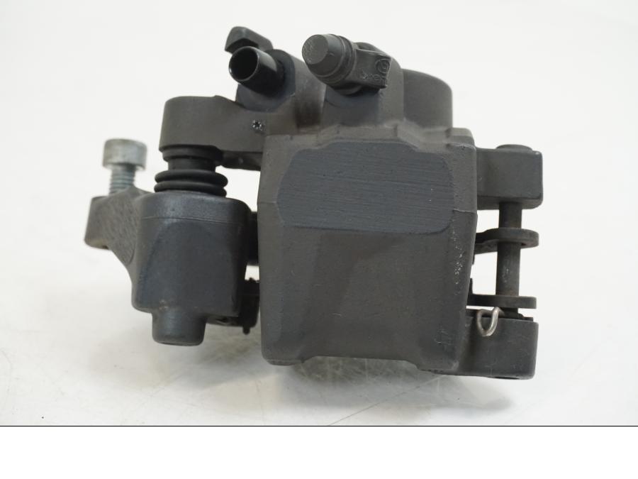 Höger sida på Bromsok från en BMW F 650 CS -2003 motorcykel.